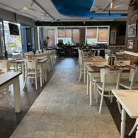 Rentalmar Costa Aparthotel 3*