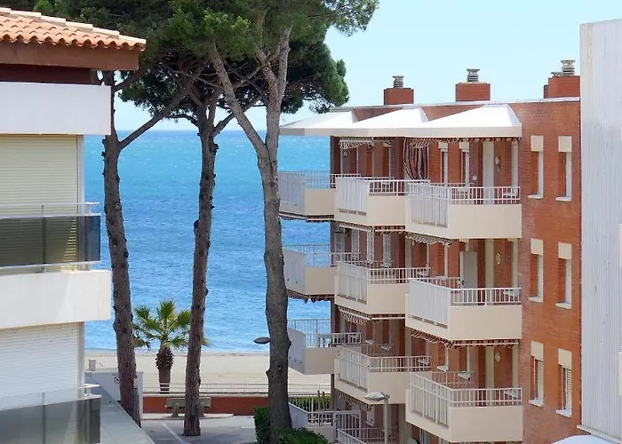Rentalmar Costa Aparthotel 3*